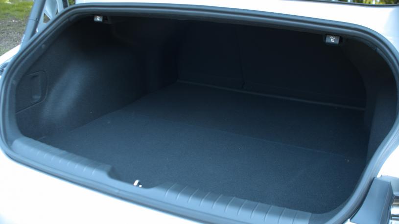 3733852 239kW Premium 77kWh 4dr AWD Auto