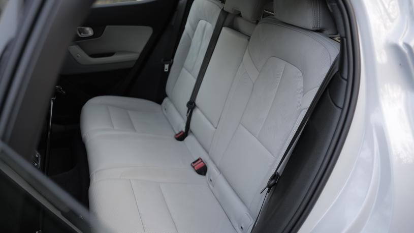 3377014 350kW 82kWh LR DM [Pilot/Plus/Perf] 5dr 4WD Auto