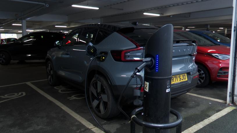 3979117 175kW Recharge Ultimate 69kWh 5dr Auto