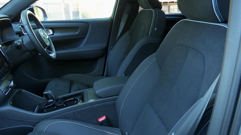 3979116 300kW Recharge Twin Ultimate 82kWh 5dr AWD Auto