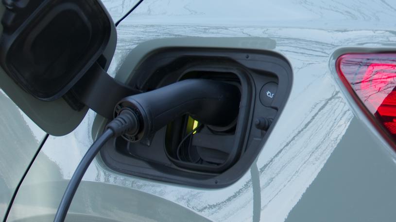 3373371 300kW Recharge Twin Core 82kWh 5dr AWD Auto