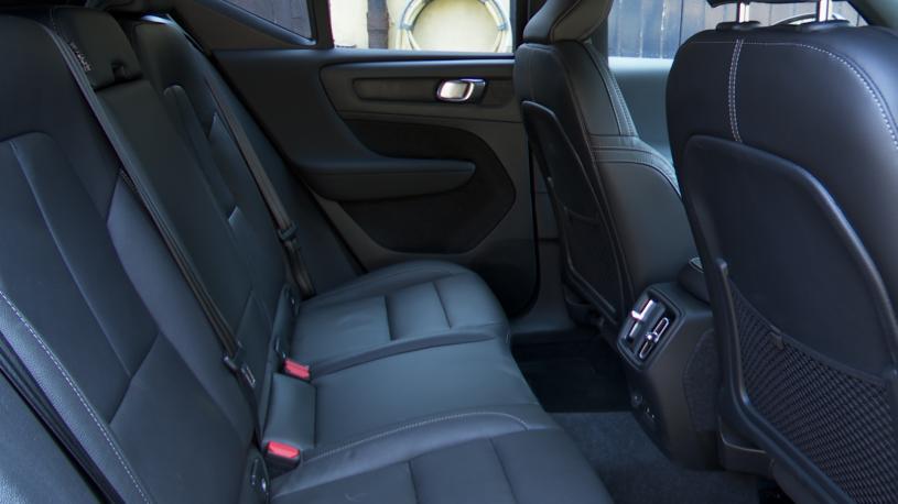 3373372 300kW Recharge Twin Plus 82kWh 5dr AWD Auto