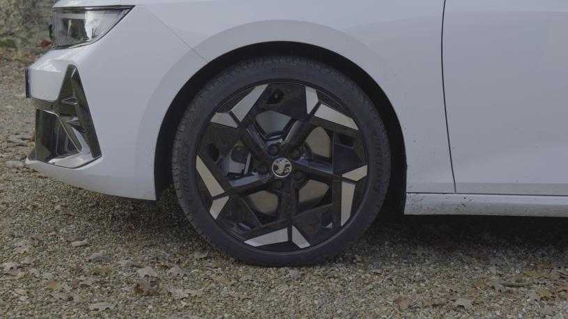 3979068 1.6 Plug-in Hybrid GSe 5dr Auto