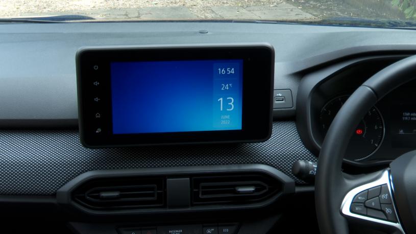 3733951 1.6 HEV Expression 5dr Auto