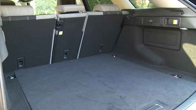 3415170 2.0 P400e Dynamic SE 5dr Auto