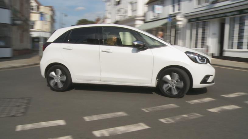 3470910 1.5 i-MMD Hybrid Crosstar Advance 5dr eCVT