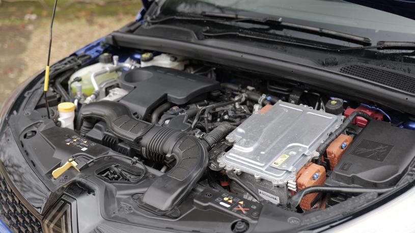 3689399 1.6 E-TECH full hybrid 145 Techno 5dr Auto