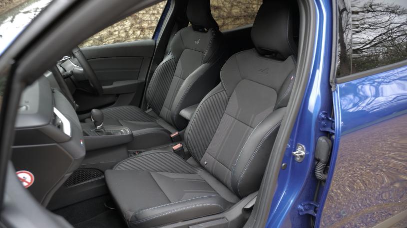 3689399 1.6 E-TECH full hybrid 145 Techno 5dr Auto