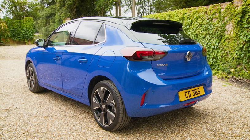 3734043 115kW GS 51kWh 5dr Auto