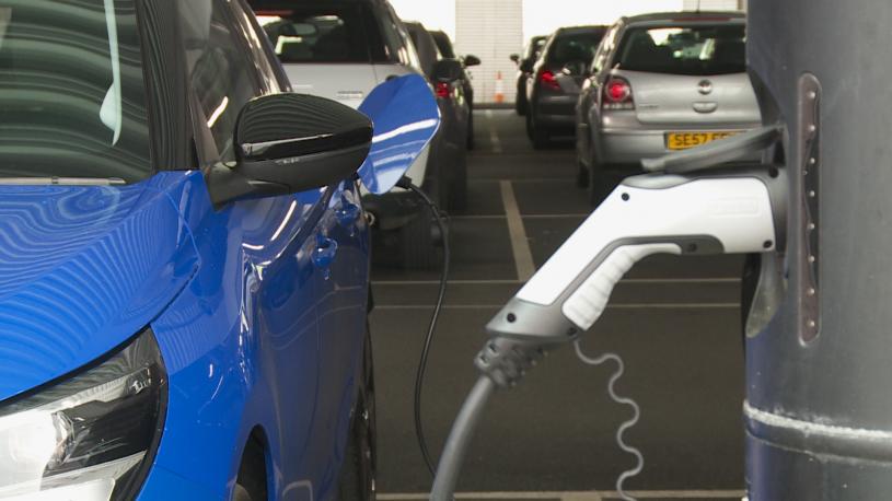 3734043 115kW GS 51kWh 5dr Auto