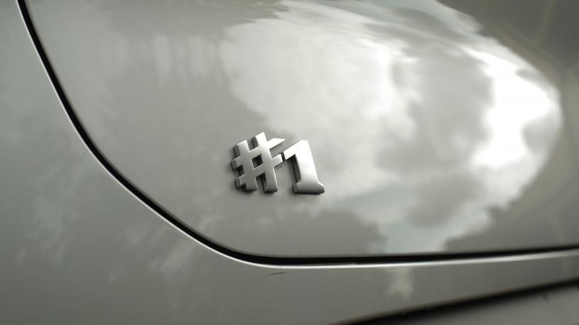 3559866 200kW Premium 66kWh 5dr Auto