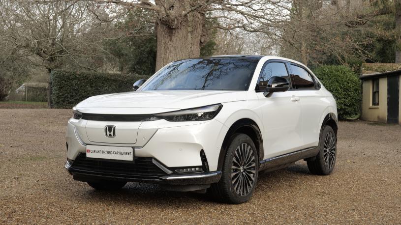 3741061 150kW Elegance 69kWh 5dr Auto