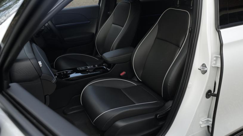 3741060 150kW Advance 69kWh 5dr Auto