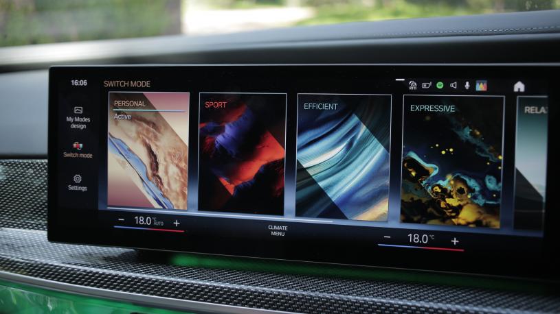 3950051 485kW M70 xDrive 105.7kWh 4dr Auto [Ultimate Pack]