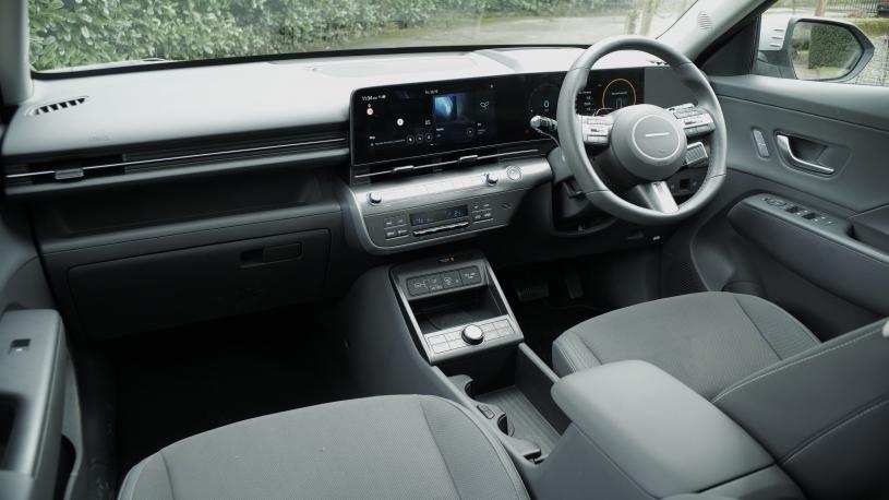 3942650 160kW Ultimate 65kWh 5dr Auto [Lux Pack/Leather]