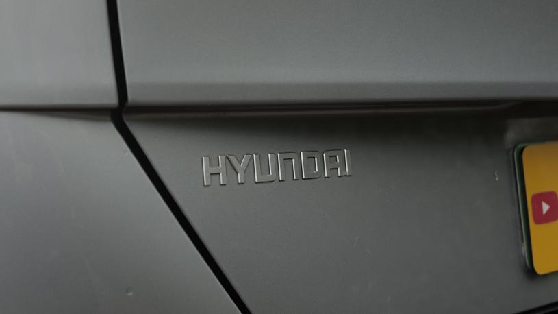 3942650 160kW Ultimate 65kWh 5dr Auto [Lux Pack/Leather]