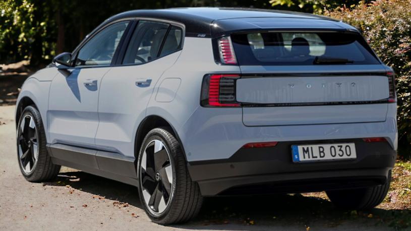 3593781 200kW SM Extended Range Plus 69kWh 5dr Auto