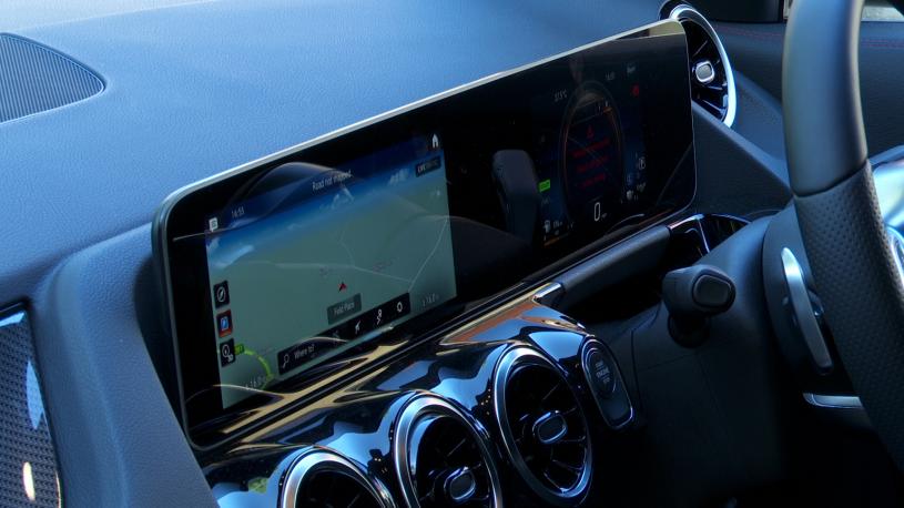 3734141 GLA 250e AMG Line Premium Plus 5dr Auto