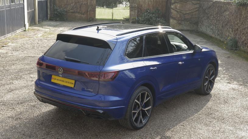 3608447 3.0 V6 TSI eHybrid 4Motion R 5dr Tip Auto