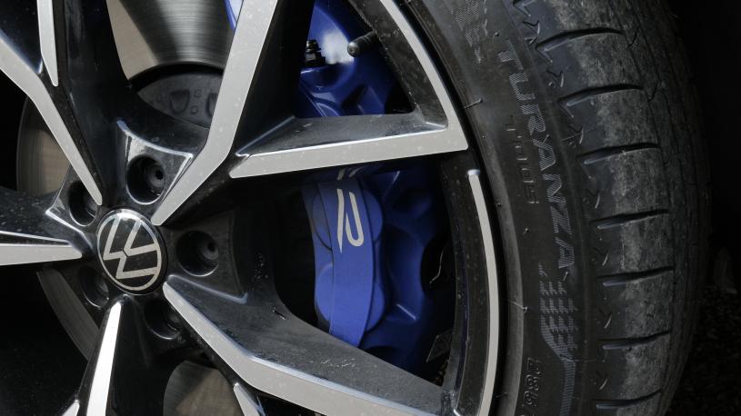 3608447 3.0 V6 TSI eHybrid 4Motion R 5dr Tip Auto