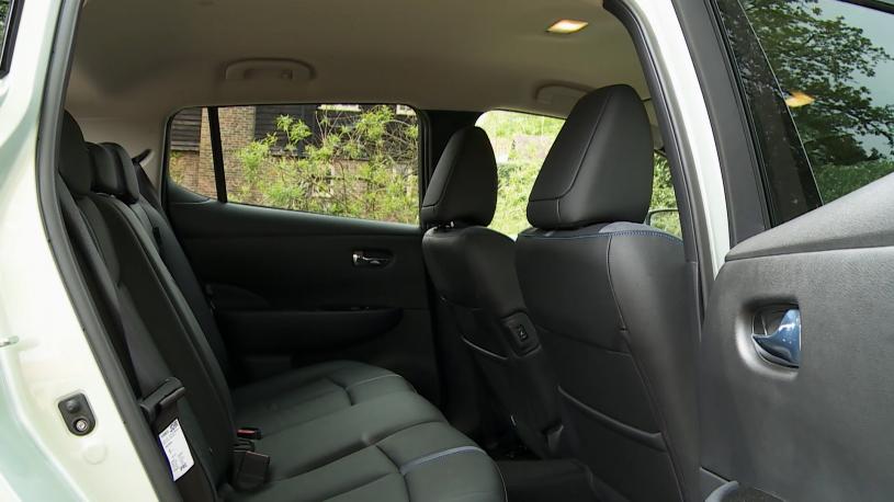 3978945 110kW Shiro 39kWh 5dr Auto