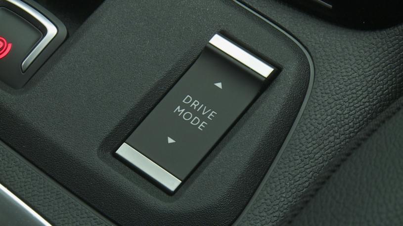 3717246 100kW Design 50kWh 5dr Auto