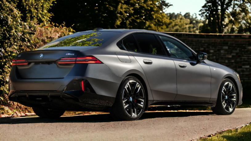 3942573 250kW eDr40 M Sport Pro 84kWh 4dr At Tec+Cmf+/22kW