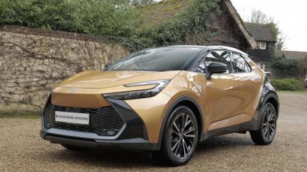 Toyota C-hr Hatchback 1.8 Hybrid Excel 5dr CVT [JBL]