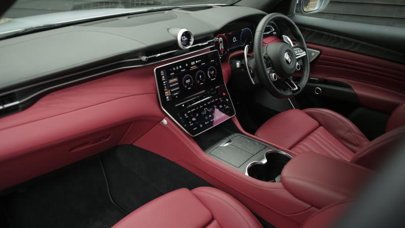 3850717 410kW Folgore 105kWh 5dr Auto