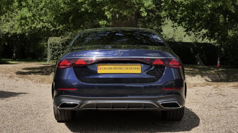 3734311 E300e AMG Line Premium Plus 4dr 9G-Tronic