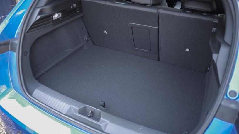 3979050 115kW Design 54kWh 5dr Auto