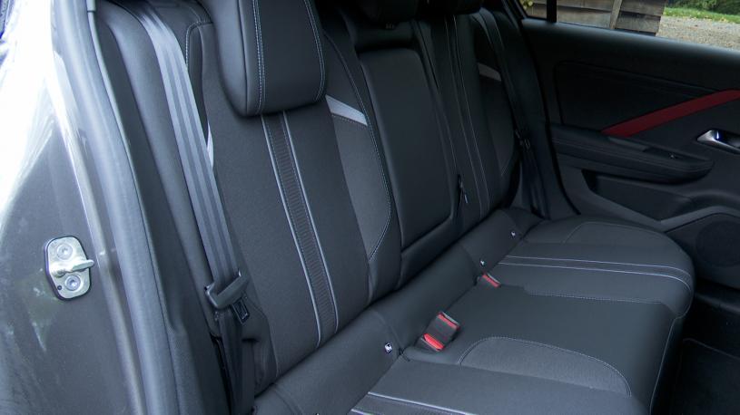 3979050 115kW Design 54kWh 5dr Auto