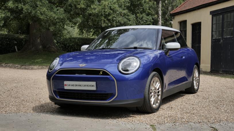 3812916 135kW E Sport [Level 1] 41kWh 3dr Auto