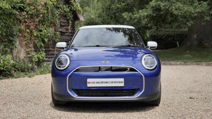 3812926 160kW SE Sport [Level 3] 54kWh 3dr Auto