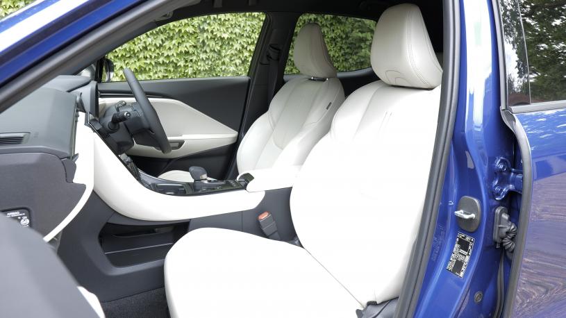 3740187 1.5 Premium Plus 5dr E-CVT