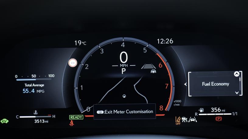 3740188 1.5 Premium Plus Design 5dr E-CVT