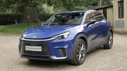 Lexus LBX 1.5 Takumi 5dr E-CVT