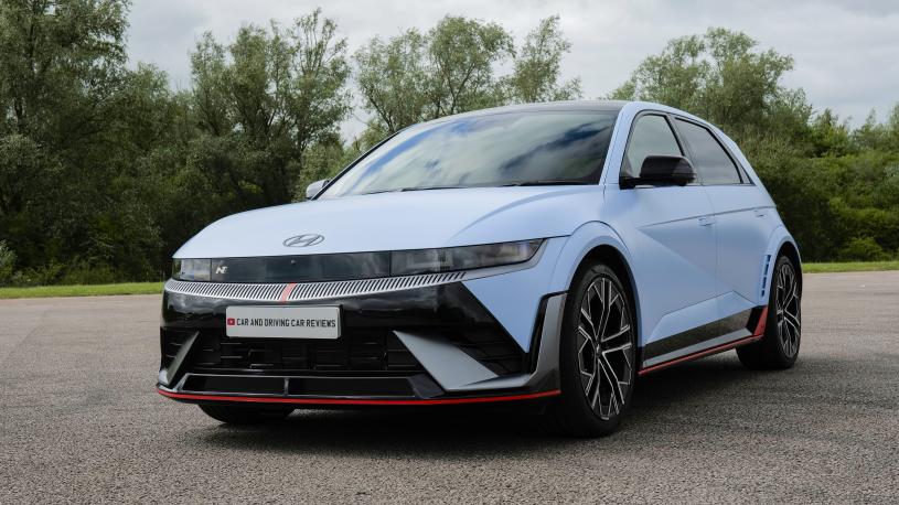 3762837 478kW 84 kWh 5dr Auto