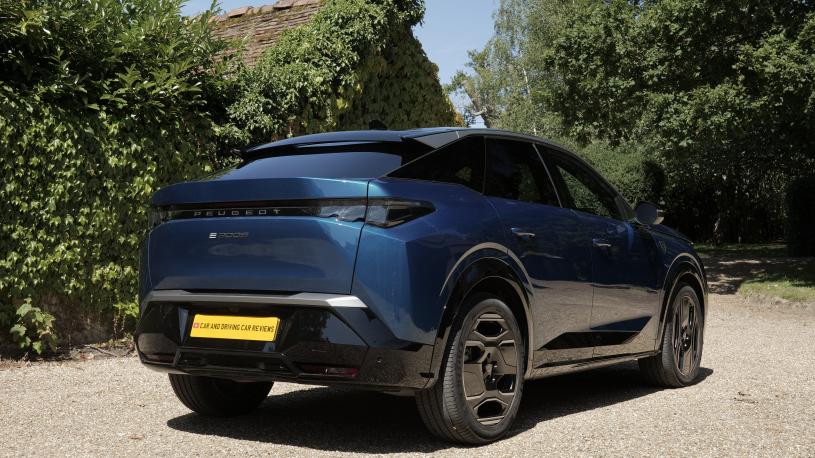 3779383 157kW GT 73kWh 5dr Auto