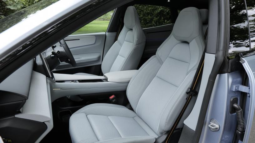 3946991 200kW 100kWh LR SM Plus [Pilot/Pro] 5dr Auto