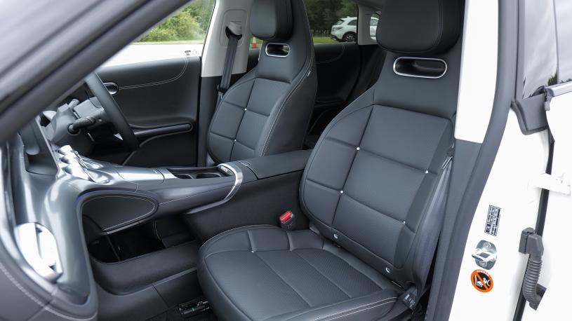 3812952 200kW Pro + 66kWh 5dr Auto