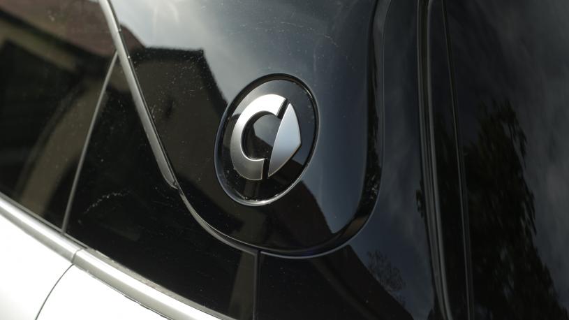 3798670 200kW Pro 49kWh 5dr Auto