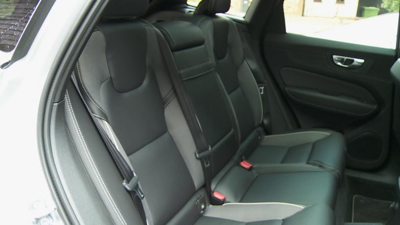 3779450 2.0 T6 [350] PHEV Plus Black Ed 5dr AWD Geartronic