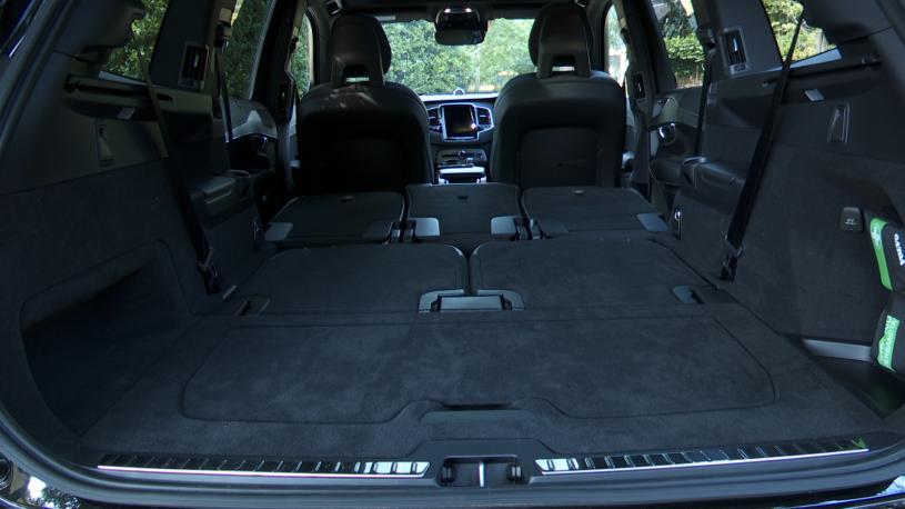 3979144 2.0 T8 PHEV Ultra Dark 5dr AWD Geartronic