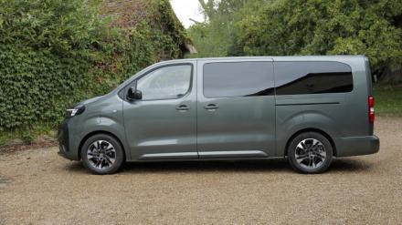 Vauxhall Vivaro Life Electric Estate 100kW Ultimate 75kWh 5dr Auto