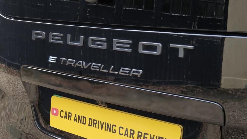 3942680 100kW Active Standard [8 Seat] 75kWh 5dr Auto