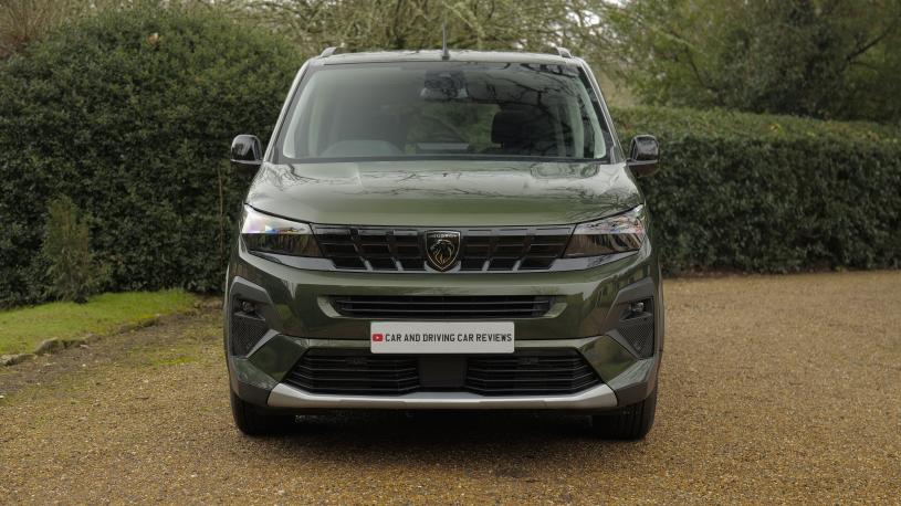 3813016 100kW GT Long 52kWh 5dr Auto