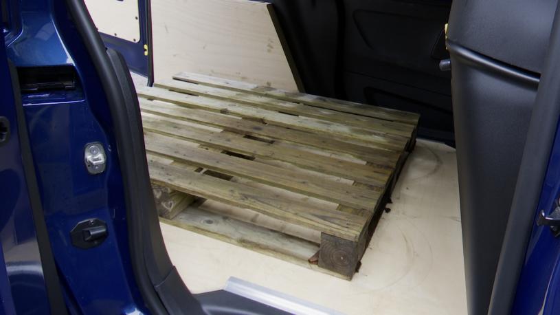 3979039 100kW Shuttle Long 50kWh 5dr Auto