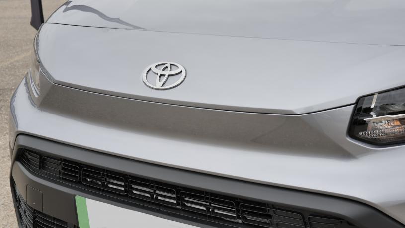 3942728 100kW Icon L2 50kWh 5dr Auto