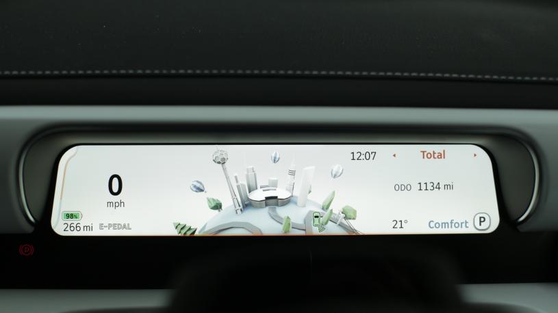 3955050 200kW Pure 49kWh 5dr Auto